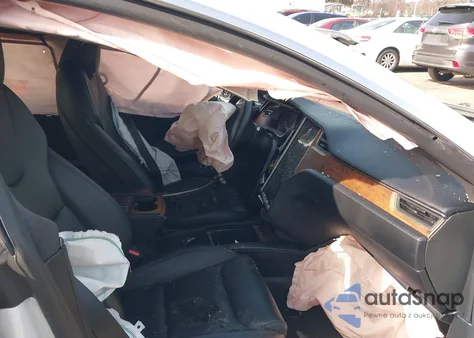 2020 Tesla Model S Long Range Dual Motor All-Wheel Drive/Long Range Plus Dual Motor All-Wheel Drive z USA, uszkodzony, nr VIN 5YJSA1E20LF411815